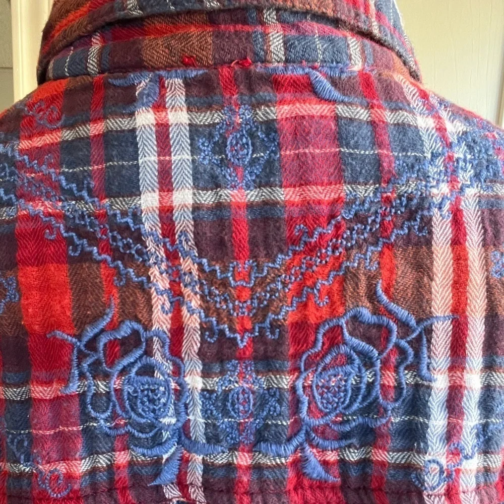 Free People XS Plaid Embroidered Button-Up Shirt Red/Blue Long Sleeve Cotton